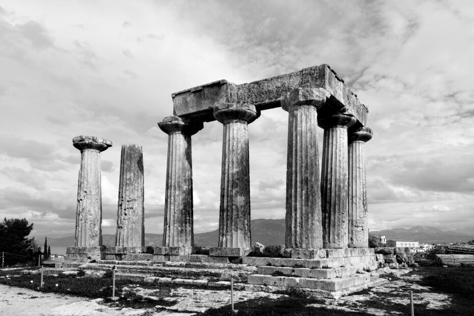 temple of apollo in Corinth indicating the portrait of divine hiddenness